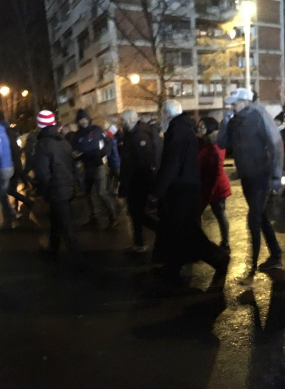 Sveštenik dolazi da bodri Crvenu zvezdu protiv PSŽ-a  