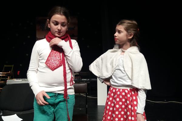 NOVOGODIŠNJA TELEVIZIJADA: Predstava polaznika škole glume Teatra TALIJA