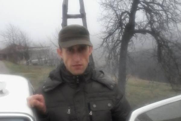 TATA JE JEDINI PRIJATELJ KOJI TE ČUVA DO KRAJA ŽIVOTA: Fejsbuk objave oca koji je zaklao svoju decu zgrozile region