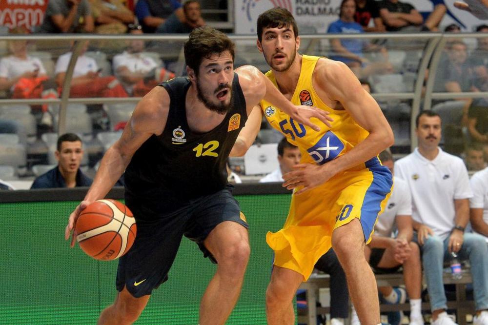 NIKOLA KALINIĆ O MUČNIM MOMENTIMA: Psovali su me, vređali, nazivali lažovom! Stvar je izmakla kontroli!