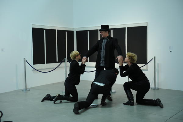 Izvolite prisustvovati! Multimedijalni performans umetničke grupe GORGONA NOVA