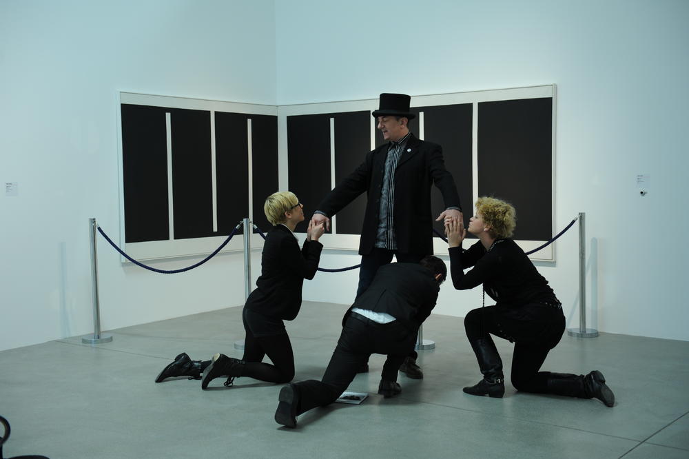 Izvolite prisustvovati! Multimedijalni performans umetničke grupe GORGONA NOVA