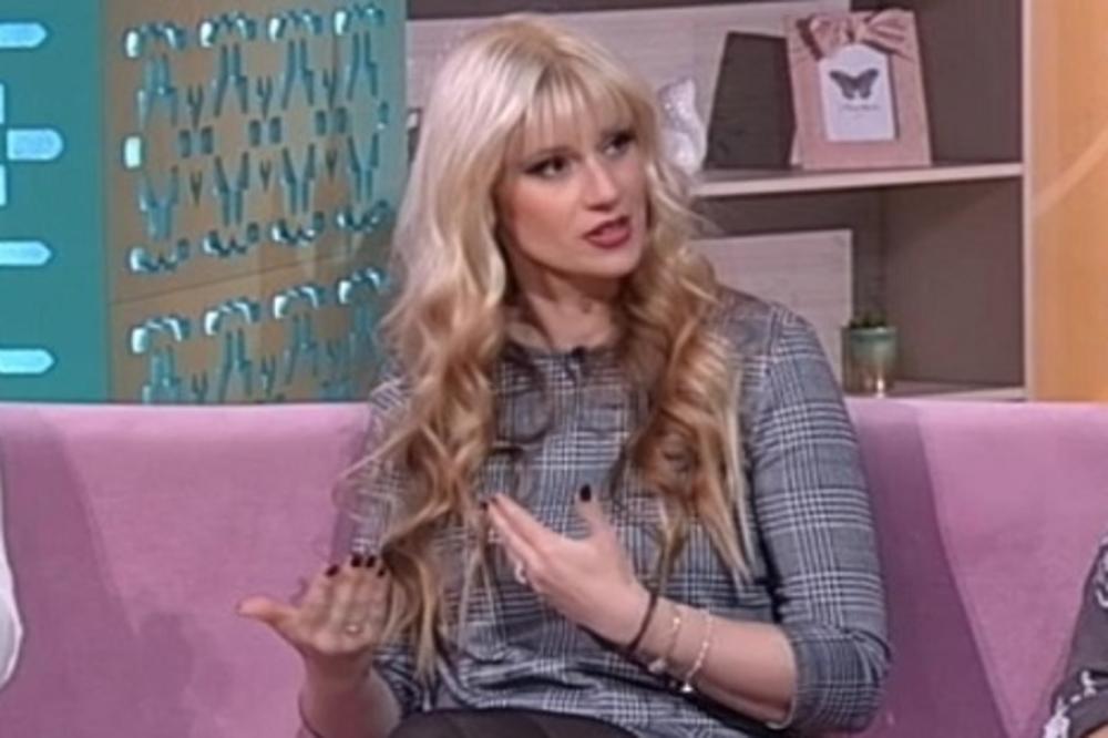 MINA LAZAREVIĆ SE ZAPRAVO NE ZOVE TAKO: Glumica otkrila PRAVO IME i razlog zašto se LAŽNO predstavlja već godinama!