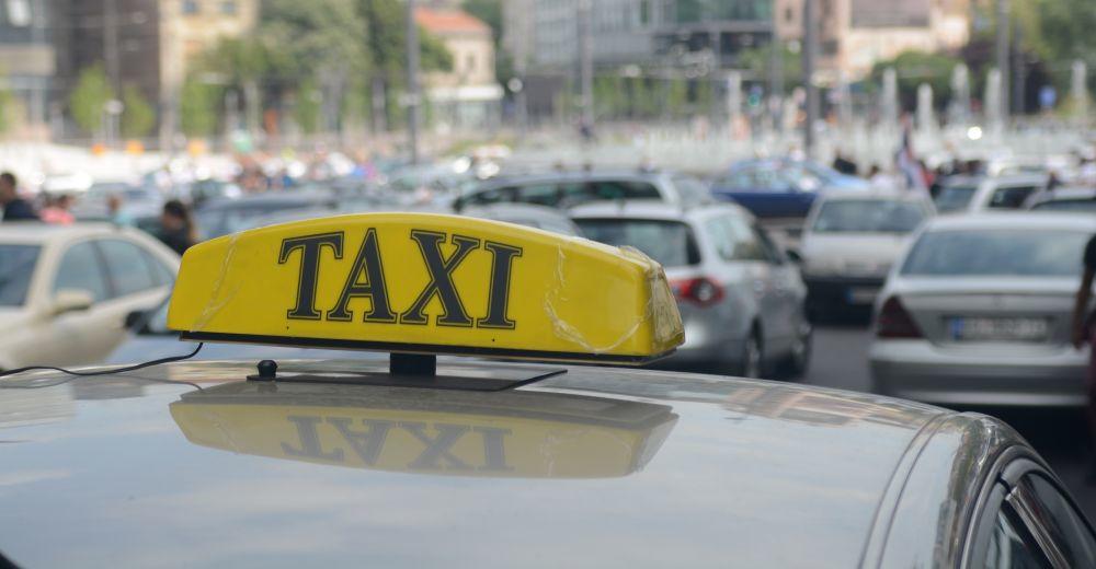 Pokušavale su da uđu u neko od vozila na stanici, ali bezuspešno  