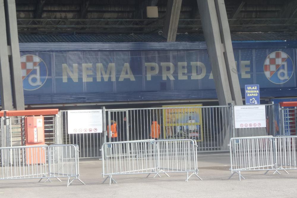 KONCENTRACIONI LOGOR NA MAKSIMIRU: Uznemirujuće slike stižu iz Hrvatske - skandal na fudbalskoj utakmici! (VIDEO)