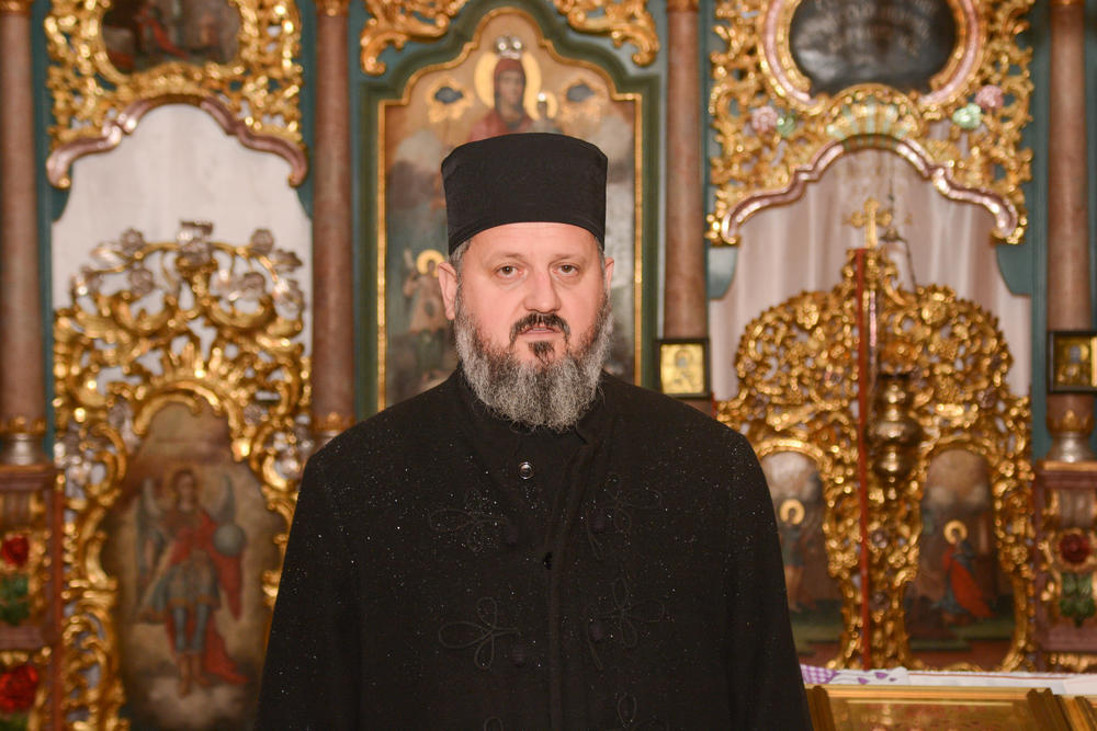 Sveštenik, Goran Goranović  