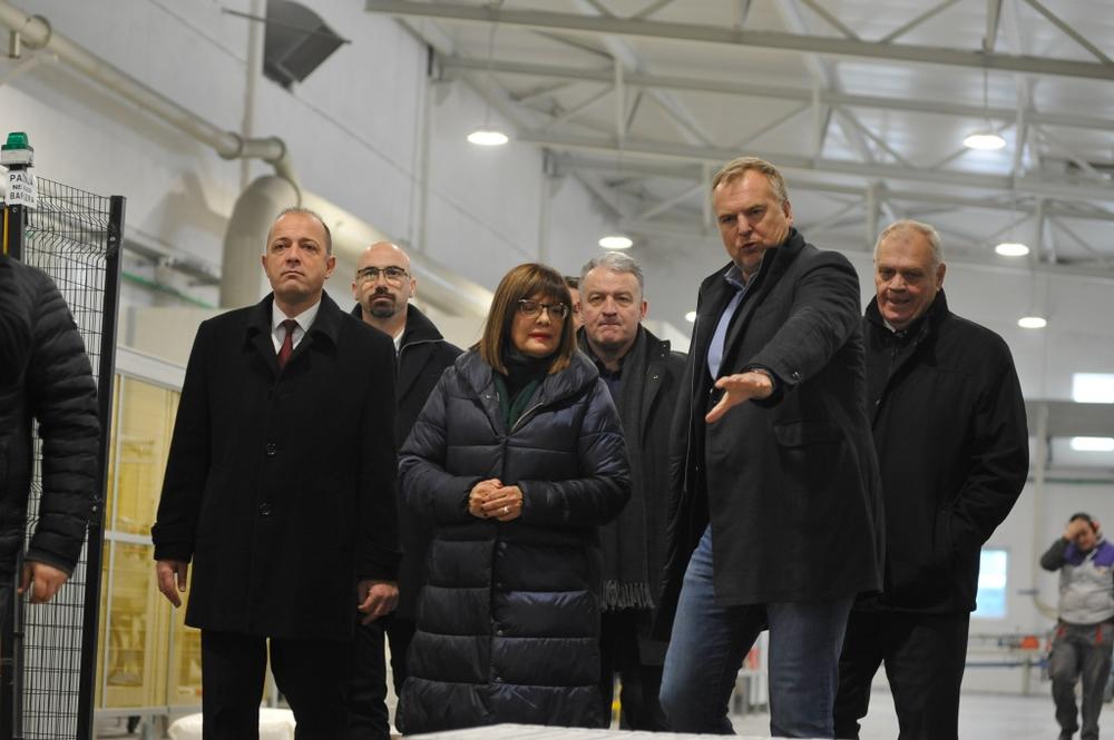 Maja Gojković je obišla fabriku keramičkih pločica „Zorka-Keramika“  