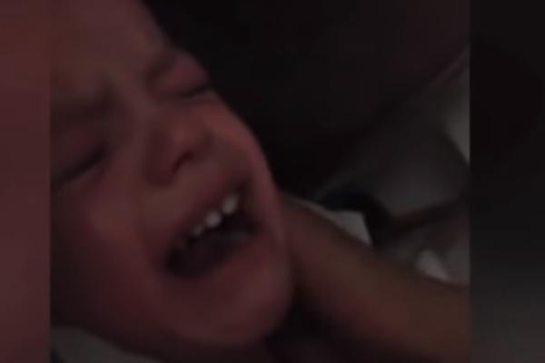 DEČAKU SE DEŠAVALO NEŠTO STRAŠNO: Majka je morala da ga snimi kako bi lekari POVEROVALI u njenu priču! (VIDEO)
