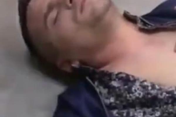 SVI SU SE ODREKLI BANETA! Čolak sam po ceo dan, ne izlazi iz izolacije