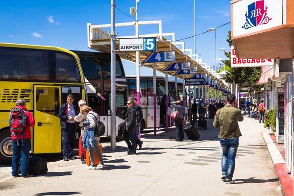 ISELILO SE DVA I PO PUTA VIŠE LJUDI NEGO ŠTO GOVORE STATISTIKE: Najviše idu u ove 3 zemlje