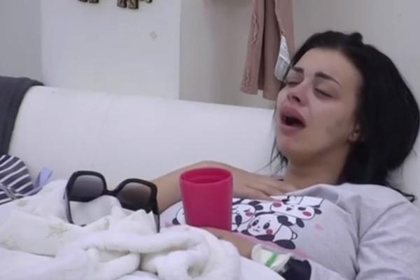 ZERINA PROŽIVLJAVA PAKAO: Proklinje dan kad je UŠLA u Zadrugu! GURA Čolaka i preklinje ga da joj više NE PRILAZI!