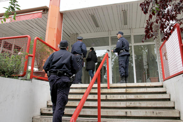 Pojedini javni izvršitelji obustavili rad sa strankama! RAZLOG ĆE VAS IZNENADITI