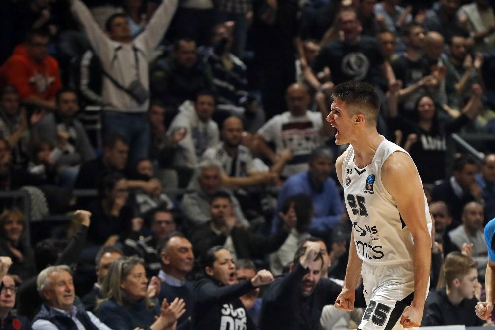 ZAGORAC KAO SALE ĐORĐEVIĆ: Partizan trojkom u poslednjim sekundama savladao Zvezdu i izjednačio na 1:1!