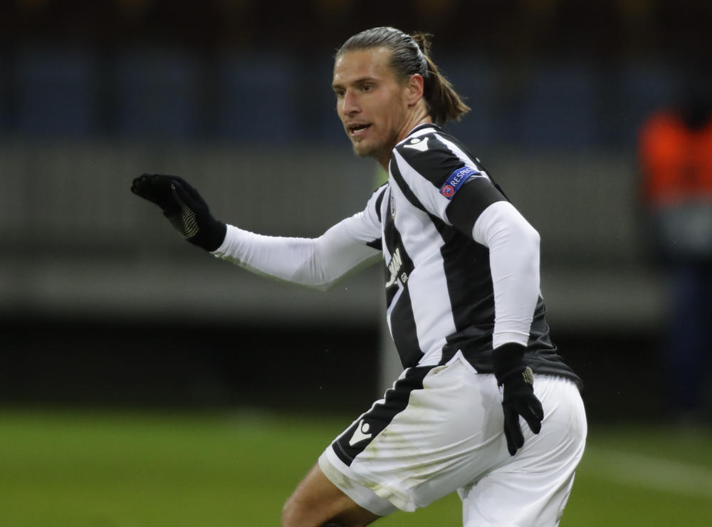 Aleksandar Prijović je navodno držao propisano odstojanje