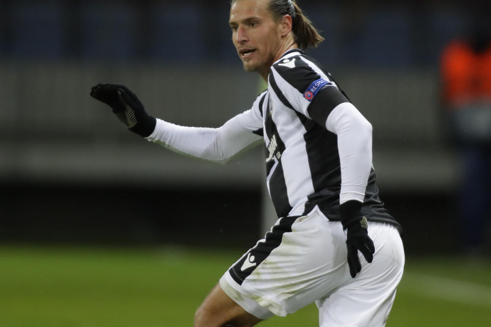 TUMBA GA NE ZOVE, ALI TO NIJE NAJGORE: Aleksandar Prijović nepoželjan u timu!