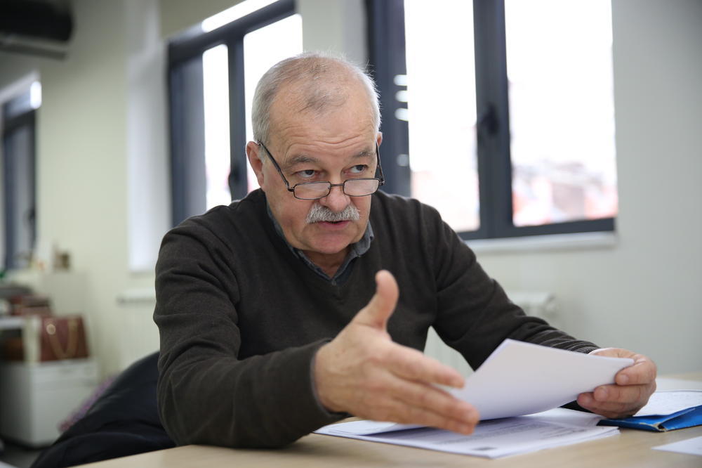 IZVRŠITELJI MI OBILI STAN ZBOG TUĐEG DUGA: Zatekao sam petoro ljudi kako se šetkaju i bahate!