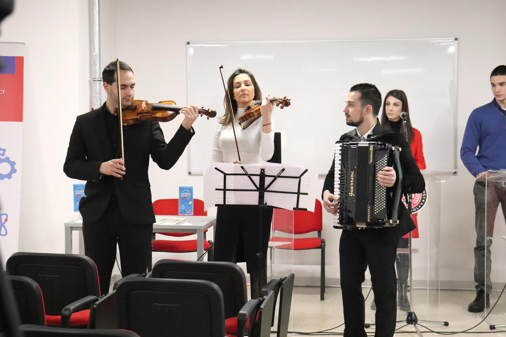 Prigodan  muzičko-scenski nastup  