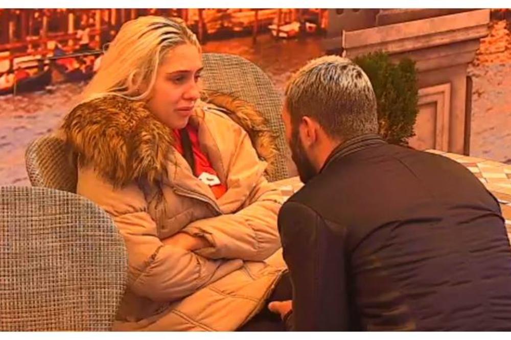 COKA URADILA TEST NA TRUDNOĆU I SADA JE ZVANIČNO! JOŠ JEDNA BEBA U RIJALITIJU: Njeni roditelji neće da čuju za nju