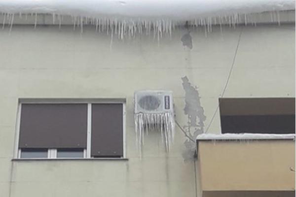 OVO MOŽE DA VAS UBIJE! Kad prolazite gradom, pažljivo pogledajte gde ima LEDENICA!