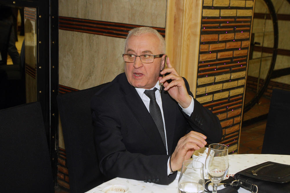 "NE ŽELIM DA MU BAKSUZIRAM..." Oglasila se Goca nakon HITNE HOSPITALIZACIJE Ere Ojdanića: Sve se desilo OVDE