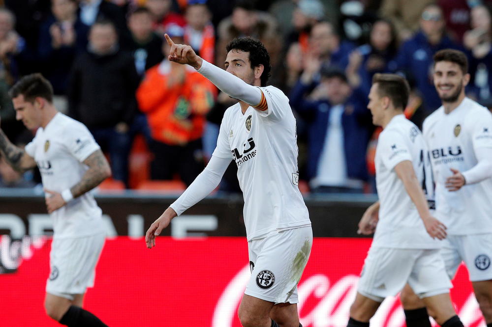 SLEPI MIŠEVI PRIKUCALI UESKU ZA DNO: Valensija slavila nad fenjerašem, Sevilja spasila živu glavu, Rajo beži od dna