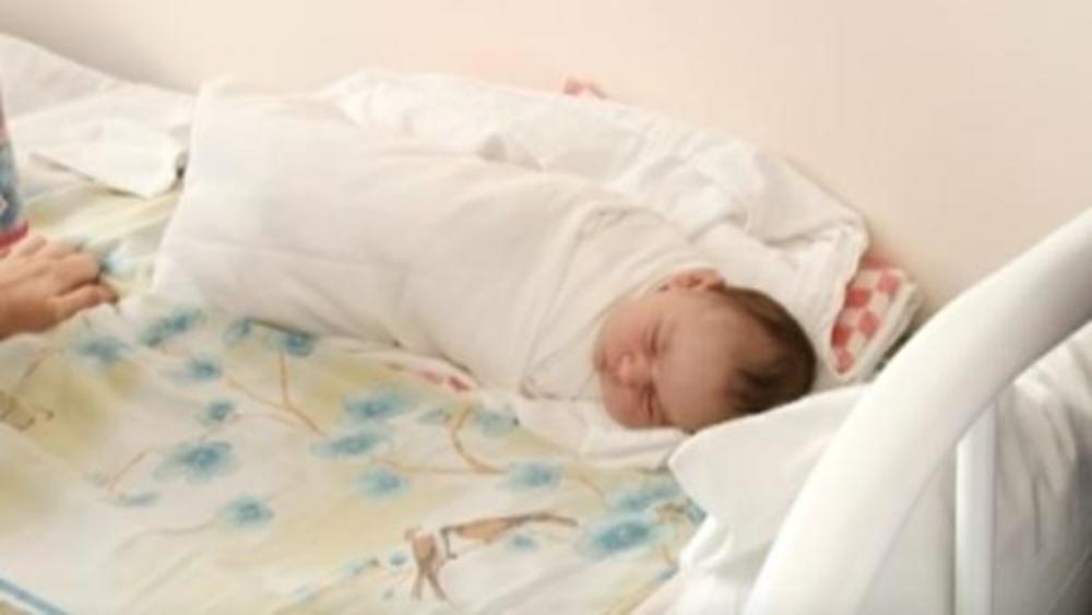 Kada su lekari uspeli da izvuku dete, desilo se pravo čudo!  