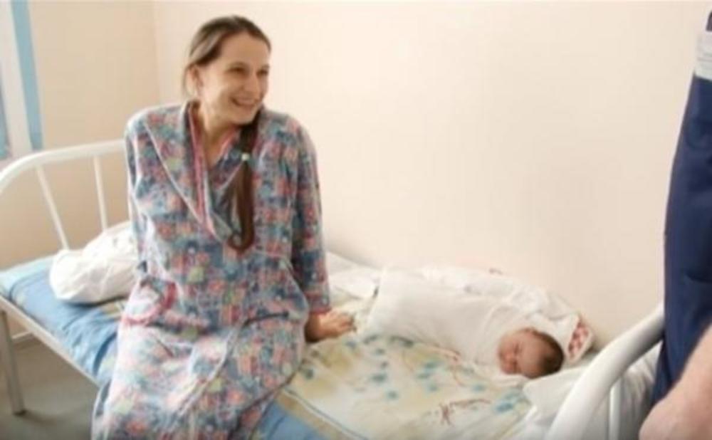 Dete su hitno izvadili, a operacija je bila jako rizična za majku i za dete  