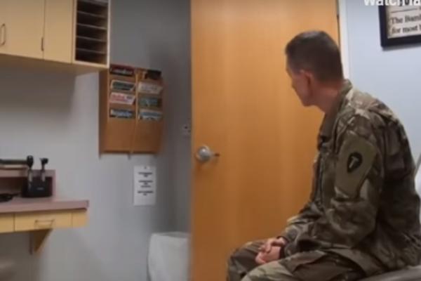 DOKTORKI PRIREDILI NEVEROVATNO IZNENAĐENJE! Mislila je da je čeka novi pacijent, nije ni sanjala ko je on!