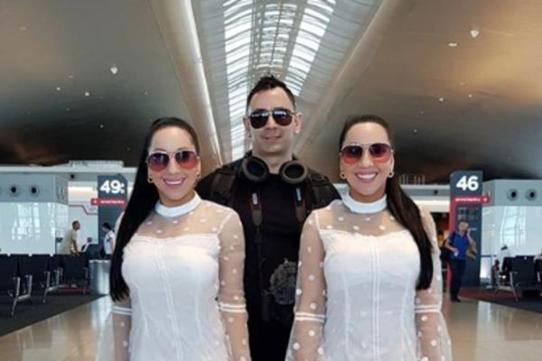 ONE SU IDENTIČNE BLIZNAKINJE I ŽELE DA SE UDAJU ZA ISTOG ČOVEKA: Iza njihovog izgleda krije se sramna TAJNA