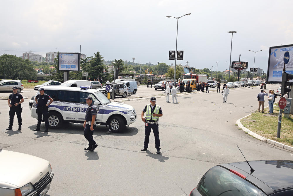 Pripadnici Ministarstva unutrašnjih poslova rasvetlili su ubistvo Siniše Milića koji je poginuo u eksploziji džipa na Automokandi 19. jula ove godine.  