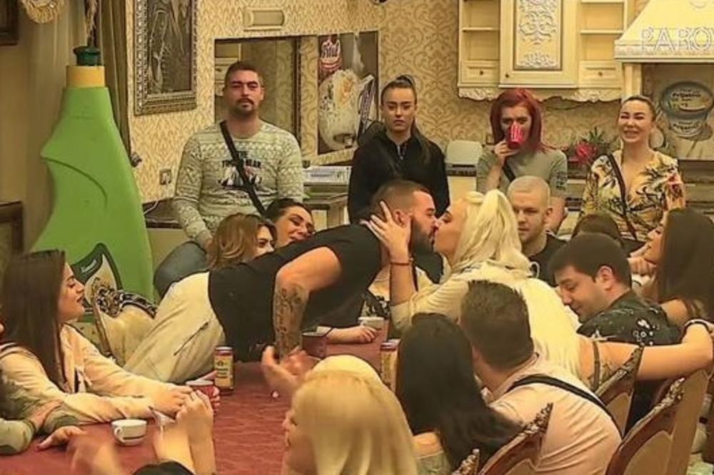 COKA STIGLA SA ULTRAZVUKA: Otkrila detalje TRUDNOĆE, Lakić ne prestaje da PLAČE! A evo da li je saznala pol DETETA