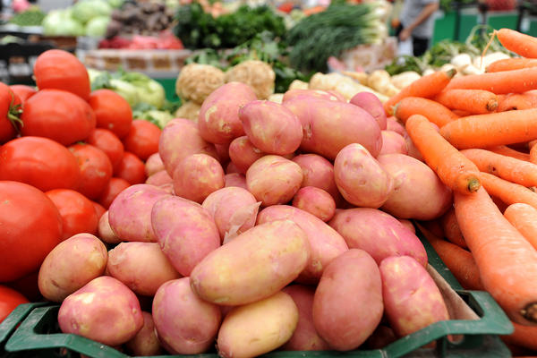 KUPIO POVRĆE U MARKETU, PA SE ŠOKIRAO: Došao kući, pa shvatio je da je umesto KROMPIRA dobio nešto neverovatno!