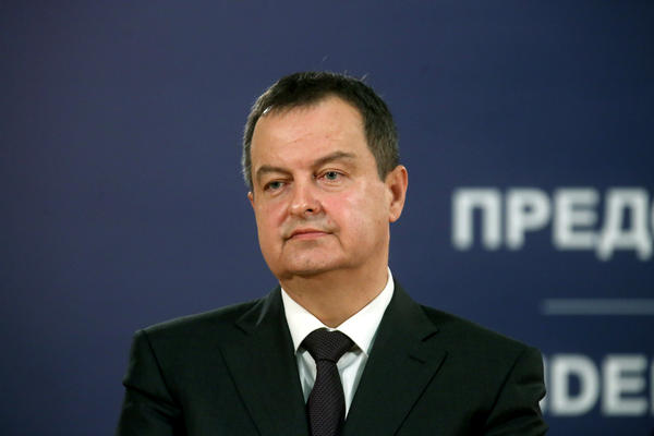 Dačić: Dogovorena zabrana ulaska oružanih formacija na sever