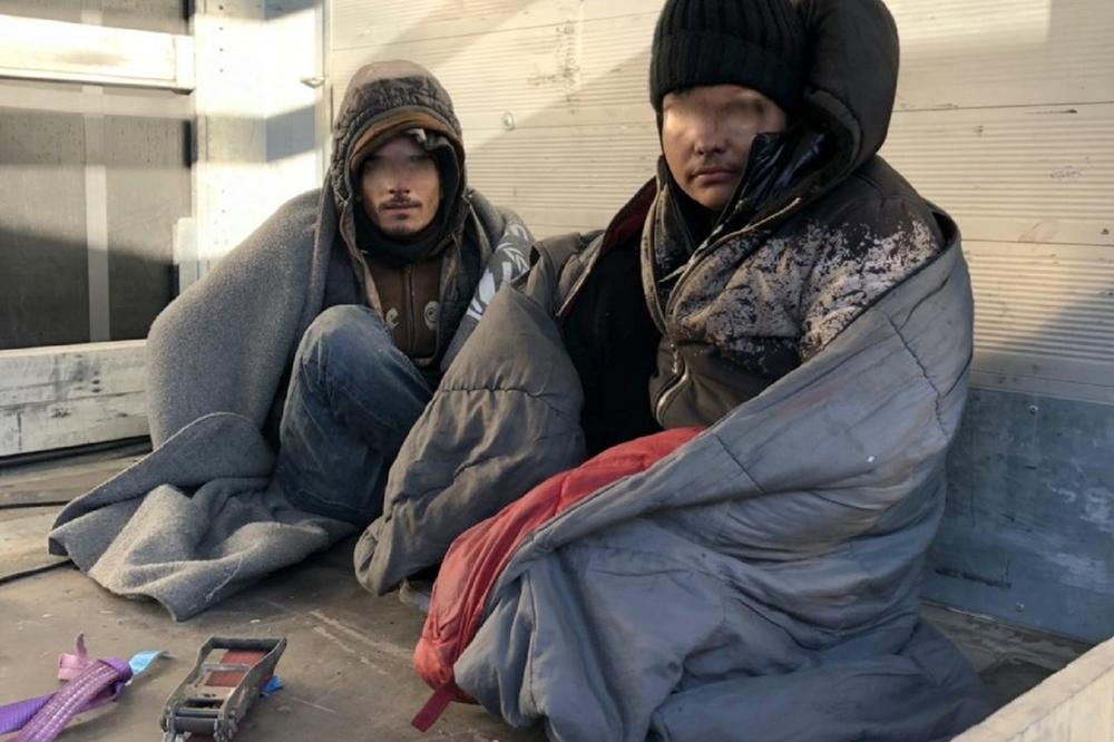 OVU DVOJICU NAŠI CARINICI NISU OČEKIVALI: Priča o sudbinama migranata je fascinantna!
