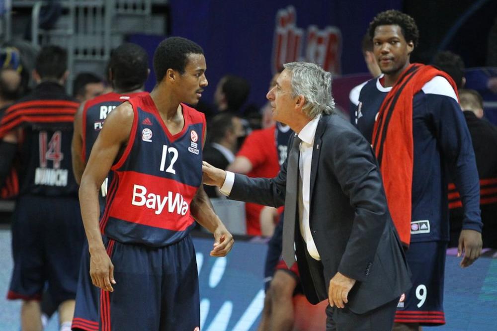 DOLAZI LI U PARTIZAN? Aleks Renfro zvanično otišao iz Manrese: Sledeća stanica Beograd?!