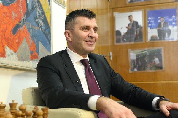 MINISTAR NAS PODSETIO NA VELIKU DRAMU IZ ŽARKOVA: Biće vam drago kad čujete kako se sve završilo!