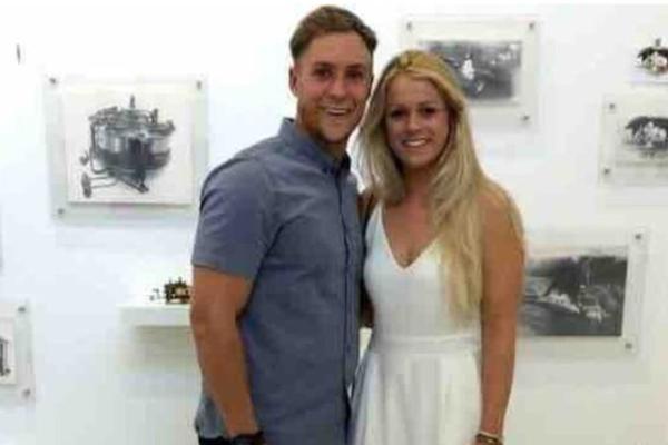 TRAGIČNA LJUBAVNA PRIČA RASPLAKALA SVET: Kada je saznala da joj je dečko poginuo, devojka je donela tužnu odluku...