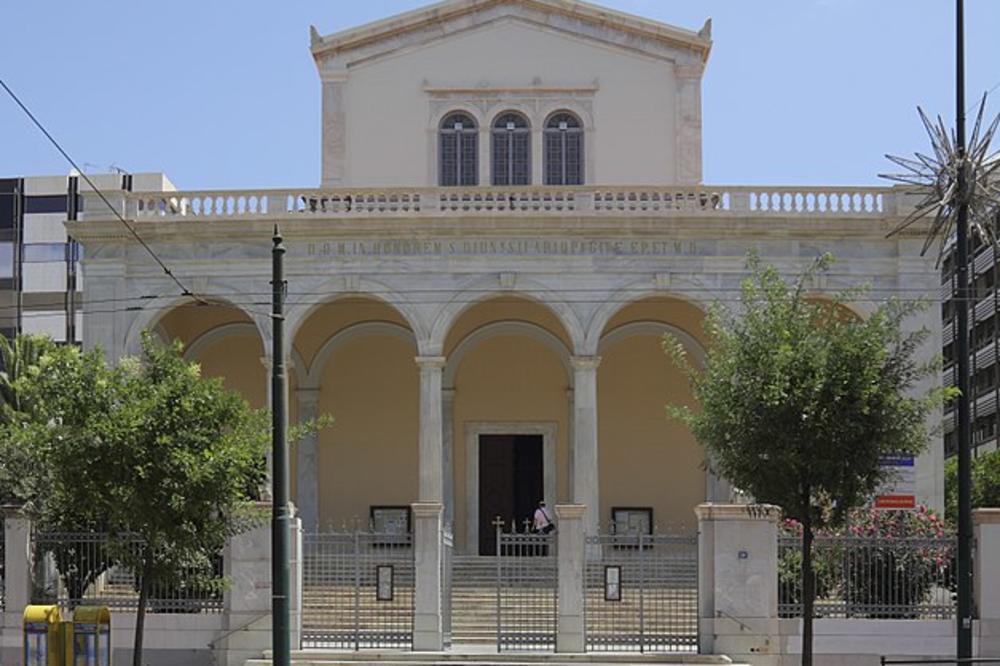 BOMBA EKSPLODRALA U CENTRU ATINE! Naprava je bila ostavljena u kutiji ispred CRKVE