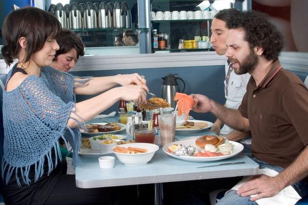 NA OVAJ NAČIN POVEĆAVA SE RIZIK OD DIJABETESA: Jednu stvar radite pogrešno i to UJUTRU!