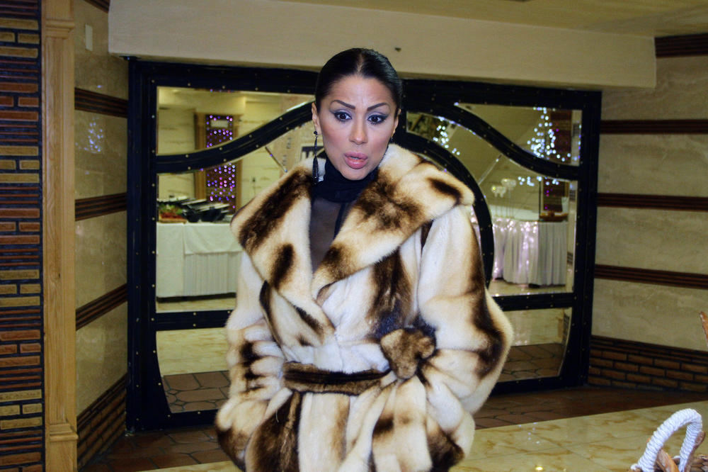 DOĐE ĐAVO PO SVOJE, PLATIĆE ON SVE: Potresna ispovest Mine Kostić, kojoj je BIVŠI UZEO SVE ŠTO JE STEKLA