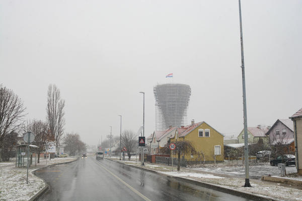 IZDALI MU RODNI LIST NA KOME PIŠE DA JE VUKOVAR U SRBIJI! U Zagrebu se dogodila SKROZ BIZARNA STVAR! (FOTO)