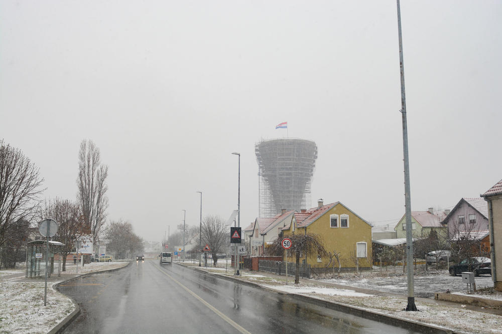 IZDALI MU RODNI LIST NA KOME PIŠE DA JE VUKOVAR U SRBIJI! U Zagrebu se dogodila SKROZ BIZARNA STVAR! (FOTO)