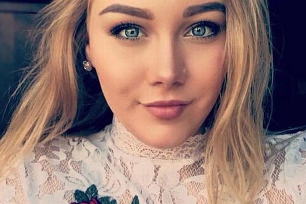 MAJKA VEĆ GODINU DANA OČAJNIČKI TRAŽI ĆERKU (20): Upala je u prostituciju, a njena poslednja fotografija ZABRINJAVA