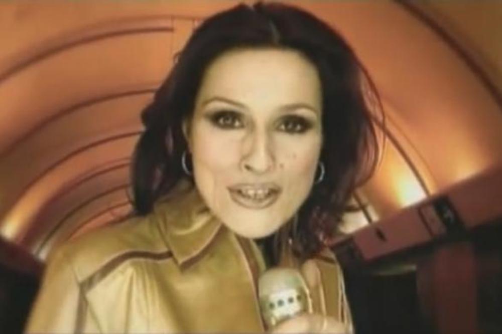 NESTALA U JEKU POPULARNOSTI: Teodora je bila voditeljka i pevačica, a danas se bavi nečim potpuno drugačijim!