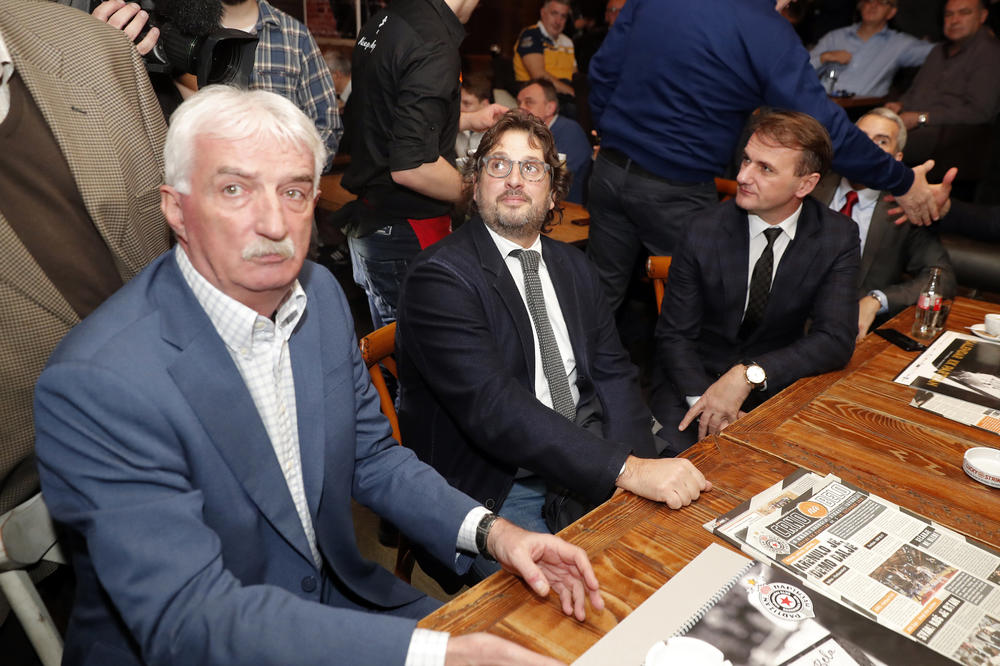 GODINAMA GA NIJE BILO: Najveća legenda Partizana nam je davala izjavu, a onda je upao Trinkijeri i počeo je šou!