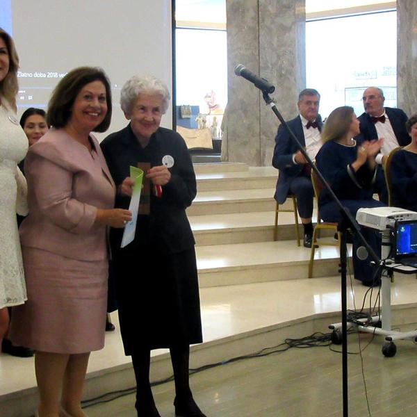 PRINCEZA POMAŽE U BORBI PROTIV KORONE: Poklonila je srpskim BOLNICAMA važnu stvar!