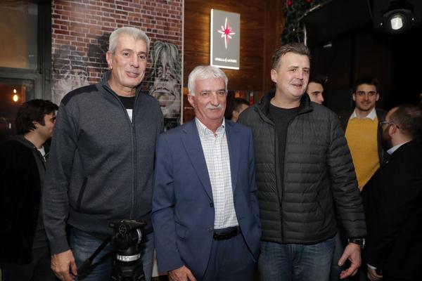 ZBOG PANK FRIZURE IZBAČEN SA TRENINGA: Savović je spajao košarku i rok scenu kad su bile na vrhuncu!