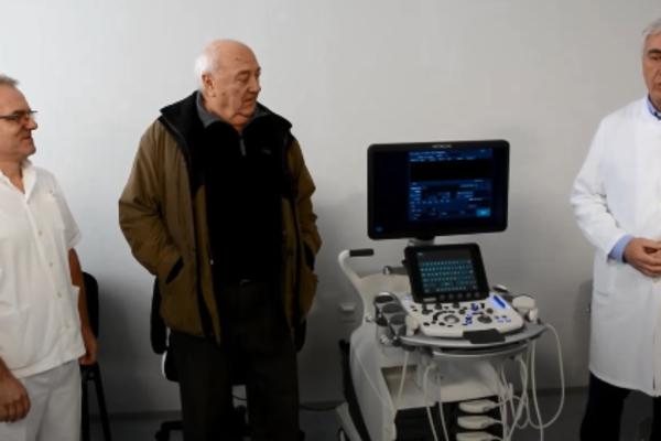 HRVAT KOJI JE 30 GODINA RADIO NA GRAĐEVINI UŠTEĐEVINU POTROŠIO NA BOLNICU: Kupio im je uređaj vredan 100.000 evra