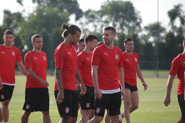 KAKVA LUDNICA: Kinezi ponudili srpskom reprezentativcu nenormalnu sumu, on ih odjavio za sva vremena!