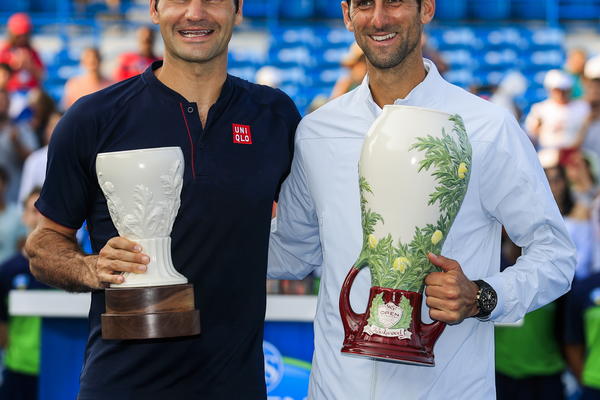 RODŽERE, SPASAVAJ SE KAKO ZNAŠ I UMEŠ: Novak Đoković je prvi put uputio ovako preteću poruku Švajcarcu!